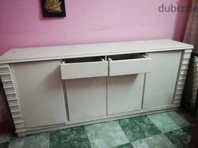 بوفيه وترابيزة سفرة وكونسول جديد