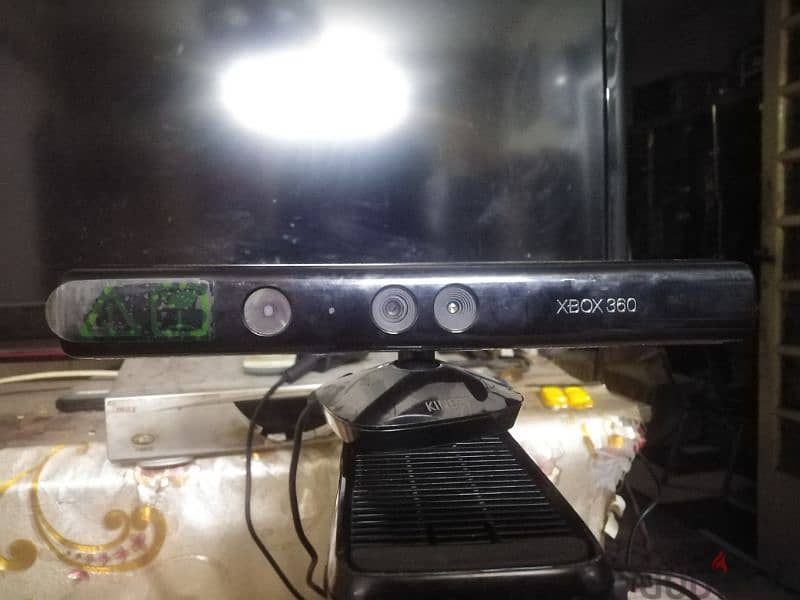 XBOX 360 With Excellent Condition 2