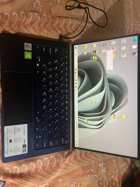 Asus ZenBook UX434FL كالجديد بالكرتونه والويندوز 3