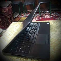 Dell Latitude E5570 2