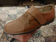 حذاء كلاركس انجليزي اصلي جديد  لم يستخدم مقاس ٤٣ 0