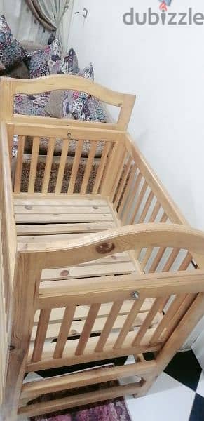 سرير اطفال كبير خشب ثابت لو متحرك مواليد لغاية ٧ سنوات 1