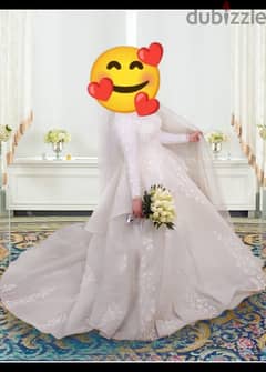 فستان زفاف للبيع