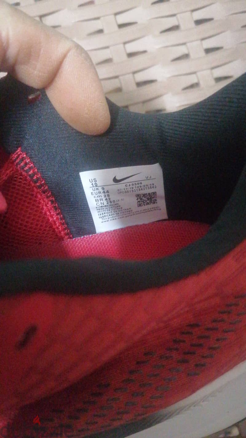 Nike zoom RED نايك زووم مقاس 44 هاى كوبى حذاء شيك جدا للخروج 2