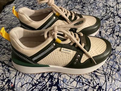 Sneakers bebe Size 37-US6.5