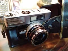 كاميرا ماركة Werlisa. mat أبيض وأسود من الستينيات. بالجراب الأصلي .