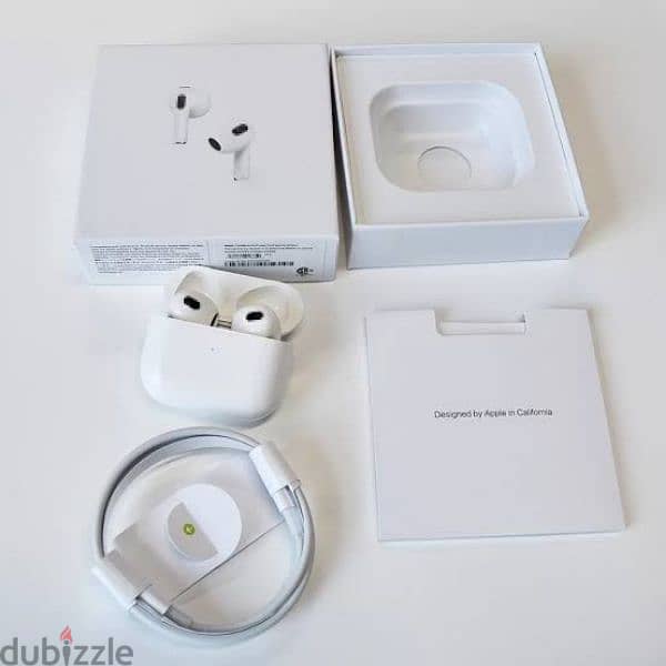 Apple airpouds 3rd /new Warranty 24 months 0