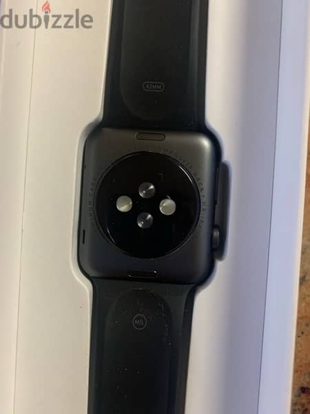 Original Apple i Watch series 1 version 2 (need battery) 3