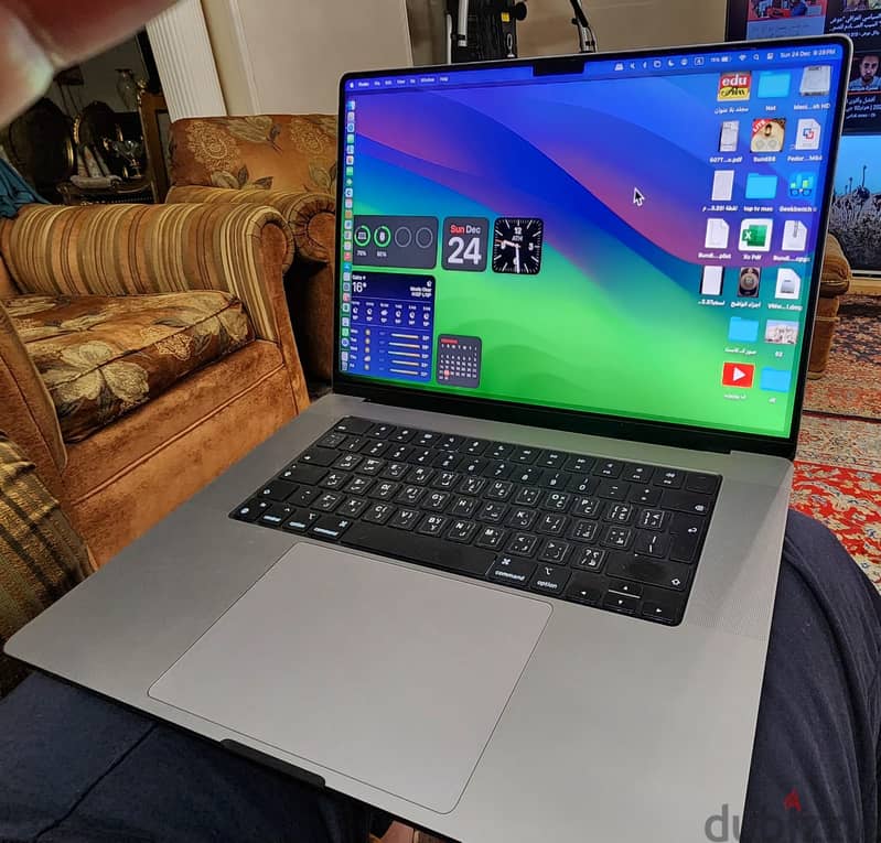 1TB Apple M2 Pro 12 CPU 19 GPU 16.2 inch like New ماك بوك برو 2023 3