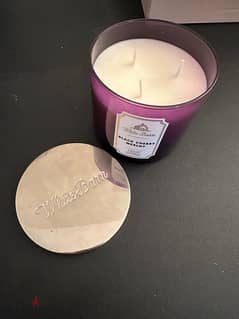 Bath and body works scented candle 0