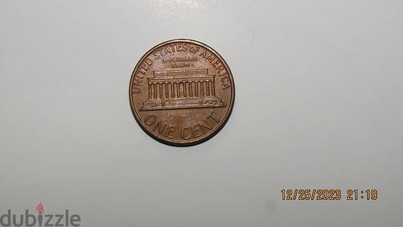 1979 Lincoln penny, no mint mark, "B" from liberty mint error 1