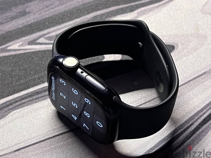 Apple watch series 8 41mm | ساعة ابل الاصدار ٨  ٤١مل 5