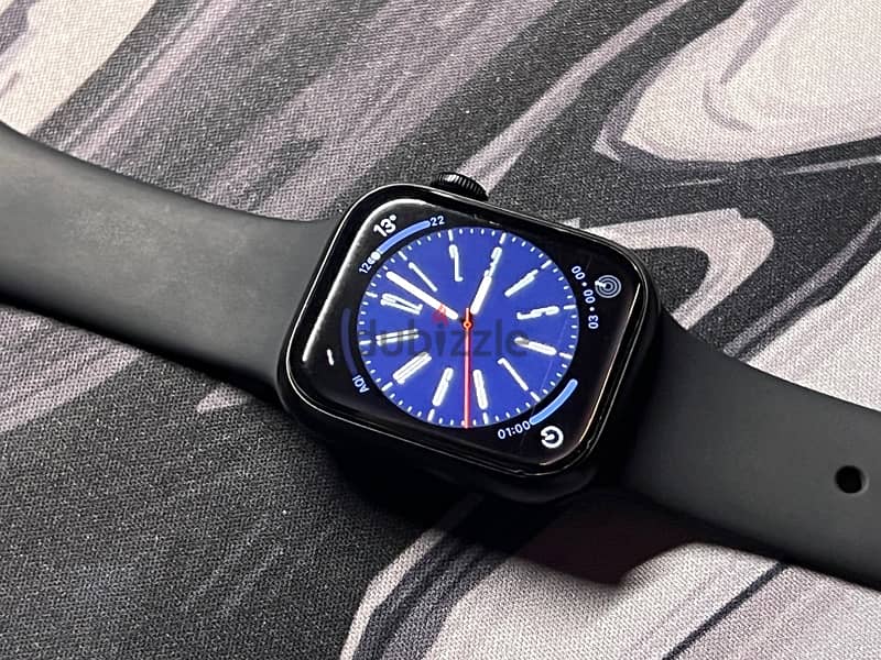 Apple watch series 8 41mm | ساعة ابل الاصدار ٨  ٤١مل 7