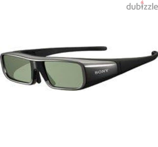 2 sony 3D viewing glasses like new 2