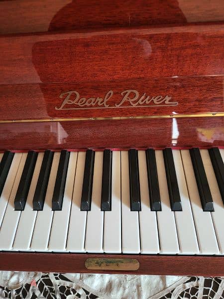 Pearl River Piano very good condition 2