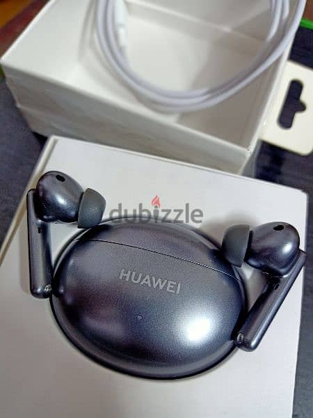 سماعة huawei free buds 4i 3