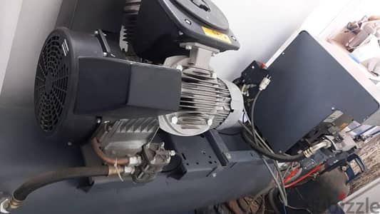 atlas copco oil free LF 2 compressor إستلام من الشركة بضمان ٦ شهور