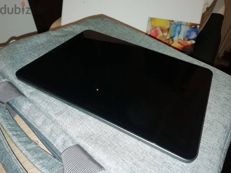 iPad pro 11 inch 3 rd gen _Wi Fi 256G  استعمال خفيف 5