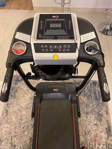 Top fit Treadmill used like new! 3