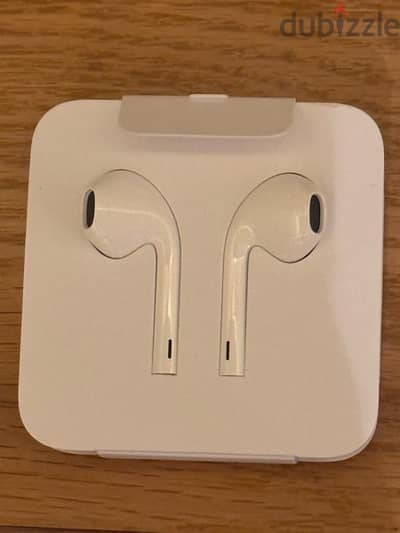 Apple Earpods Lightning -  سماعه ابل اصليه بسلك