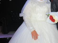 فستان زفاف عموله