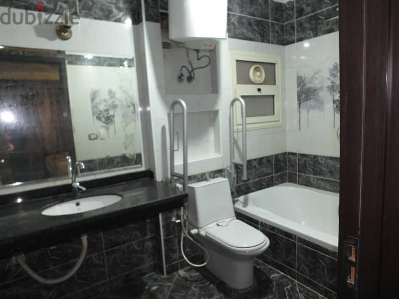 شقه مفروشه للايجار Furnished and equipped apartment  for daily rent 19