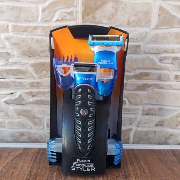 ماكينه حلاقة Gillette جيليت ستايلر ٣*١ ضد الماء 1