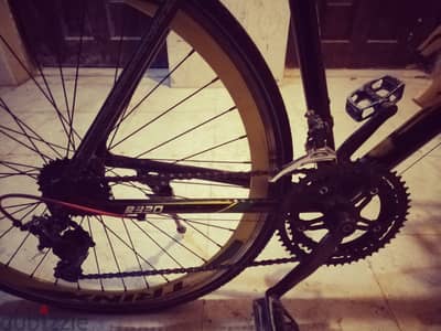 عجله سرعات trinx r330 للبيع في أكتوبر