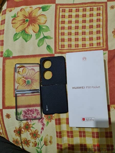 Huawei p50 pocket 8