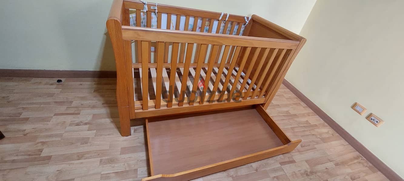 MotherCare Baby Bed 2
