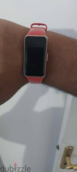 Huawei Band 6 for sale/باند هواوي ٦ للبيع 2