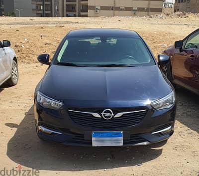 opel insignia 2019- 94,400 km