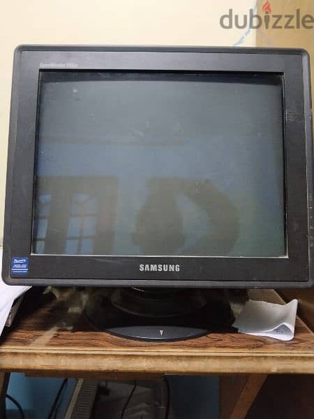 شاشة كمبيوتر سامسونج 1