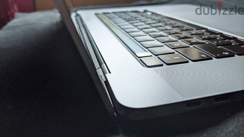 MacBook pro Core i9 32 ram 1 TB 2