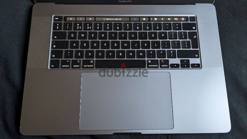 MacBook pro Core i9 32 ram 1 TB 3