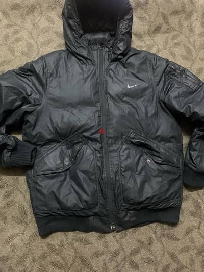 Nike Black Puffer Padded Coat with Hood size L-XL