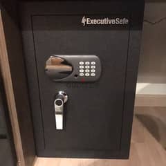 Executive Safe like brand New Full Armored 0