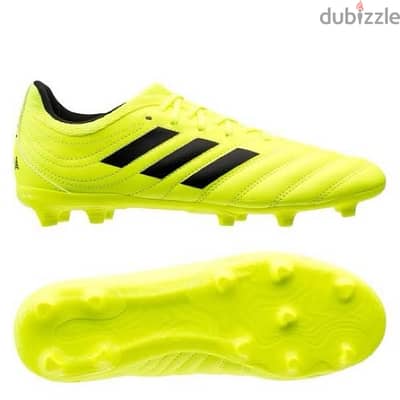 Adidas original Football Shoes 38.5 شوز اديداس اصلي مقاس ٣٨. ٥