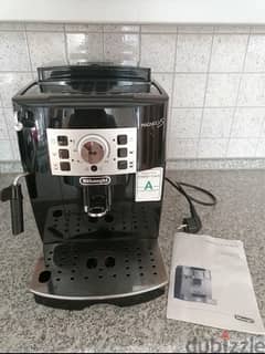 delonghi magnifica S coffee machine 0