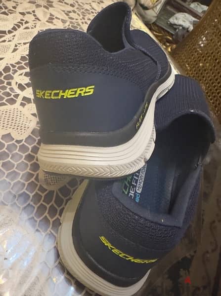 skechers 4