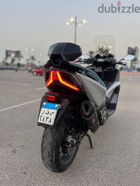 سكوتر كيمكو Kymco AK 550 1