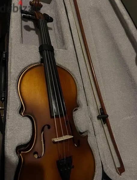 Violin for sale NEW | كمان جديد للبيع مع القوص و المسند للكتف 0