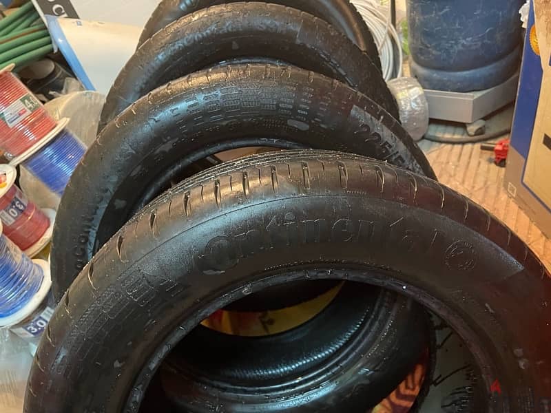 فردة كونتيننتال  run flat مقاس 225/55R116V 2