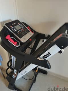 A used treadmill like new 0