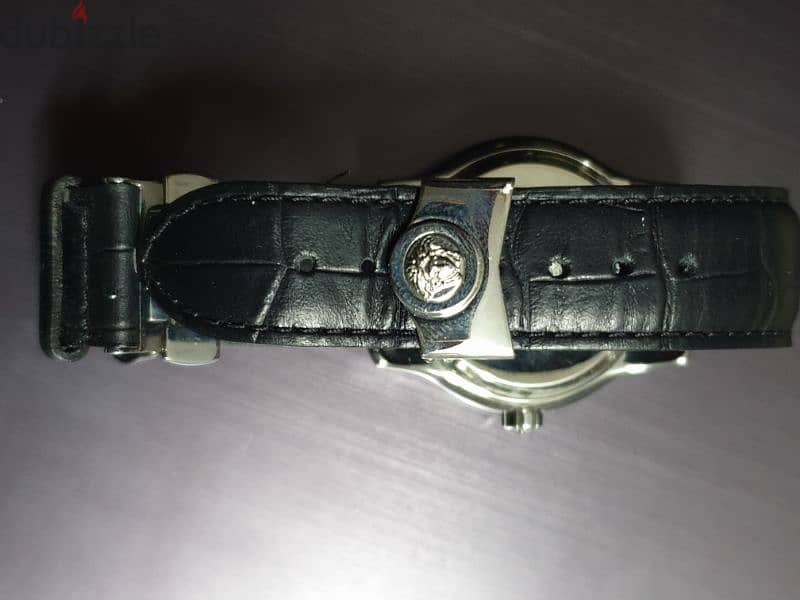 ساعة فيرساتشي صناعة سويسرية اصلي  Versace watch original Swiss made 6