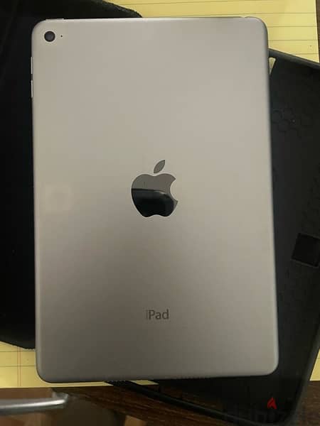 ايباد ميني 4 حالة ممتازة IPad mini 4 128g WIFI excellent condition 0