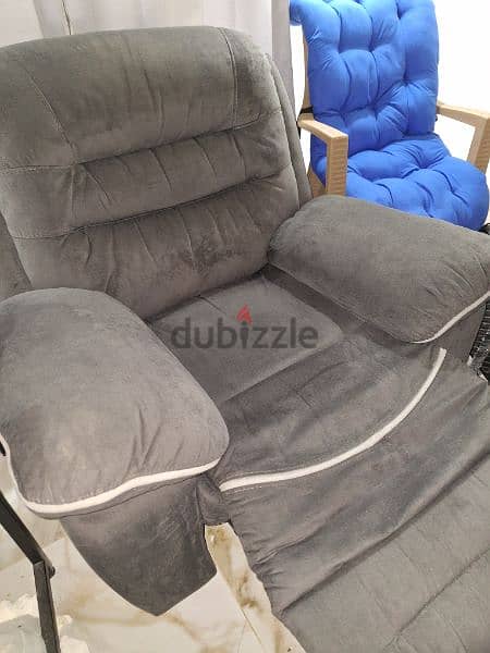 Recliner Sofa - كرسي رئاسي فخم مريح EGP12000 بدلا من EGP18000 6