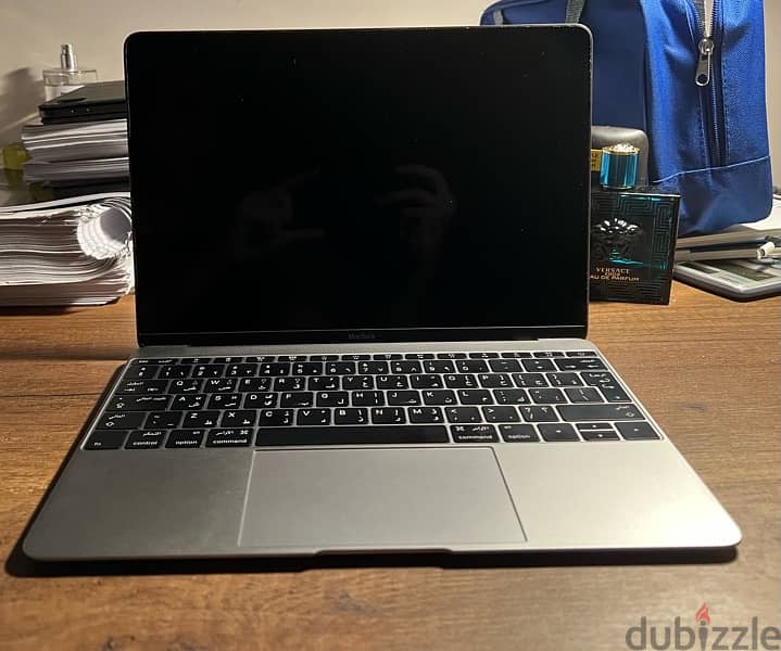 macbook 12-inch very good condition 1