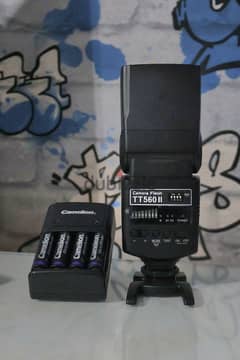 godox tt560 + batteries