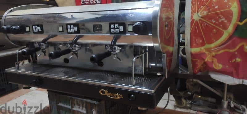 مكنة قهوة استوريا ايطالي 3جروب اتوماتيك ومناويل غاز وكهرباء كسر زيرو 1